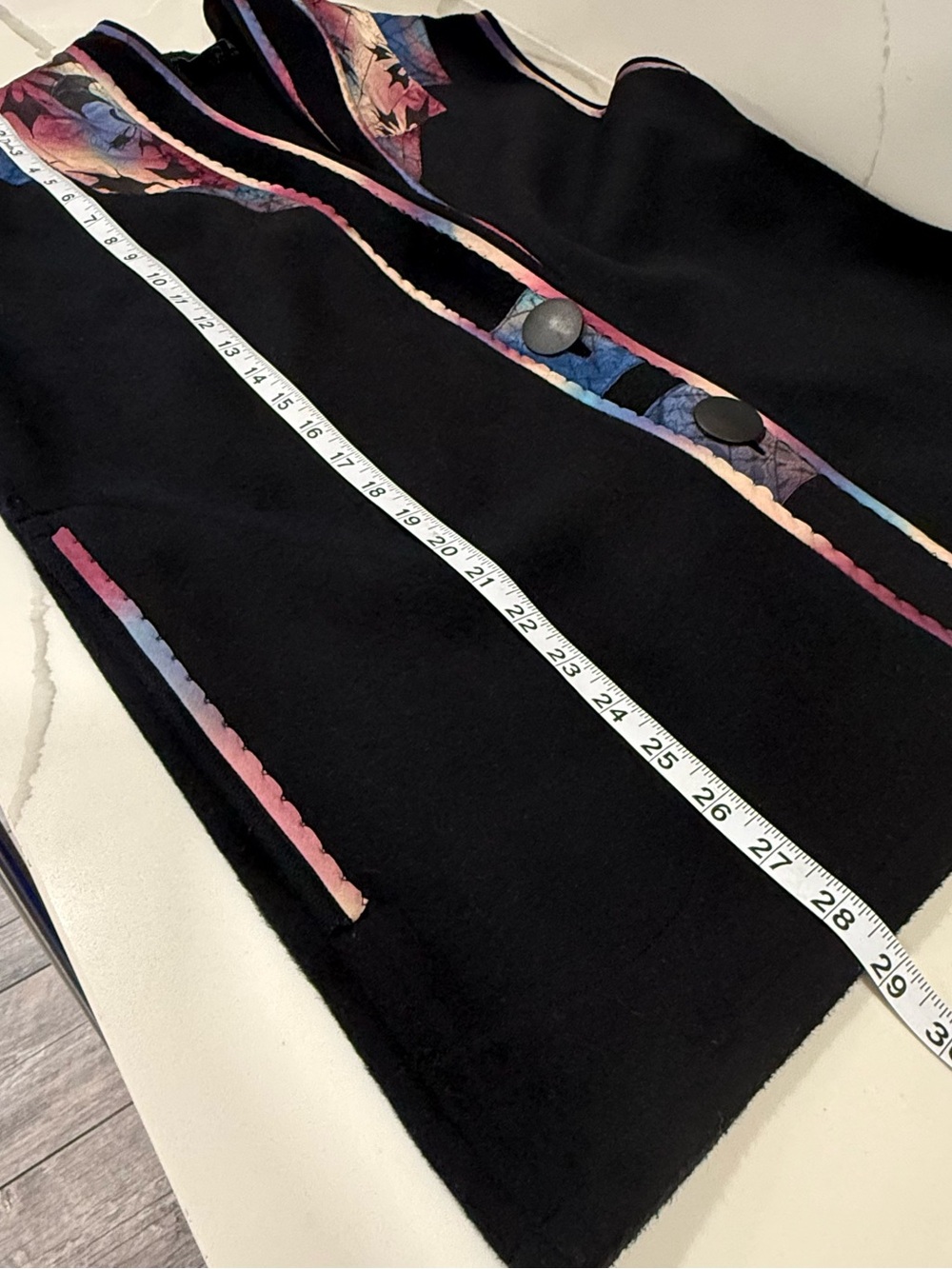 Joyce Fogle‎ Art-to-Wear Vest medium Black Wool Silk Trim Abstract Button FLAWS - Picture 16 of 16